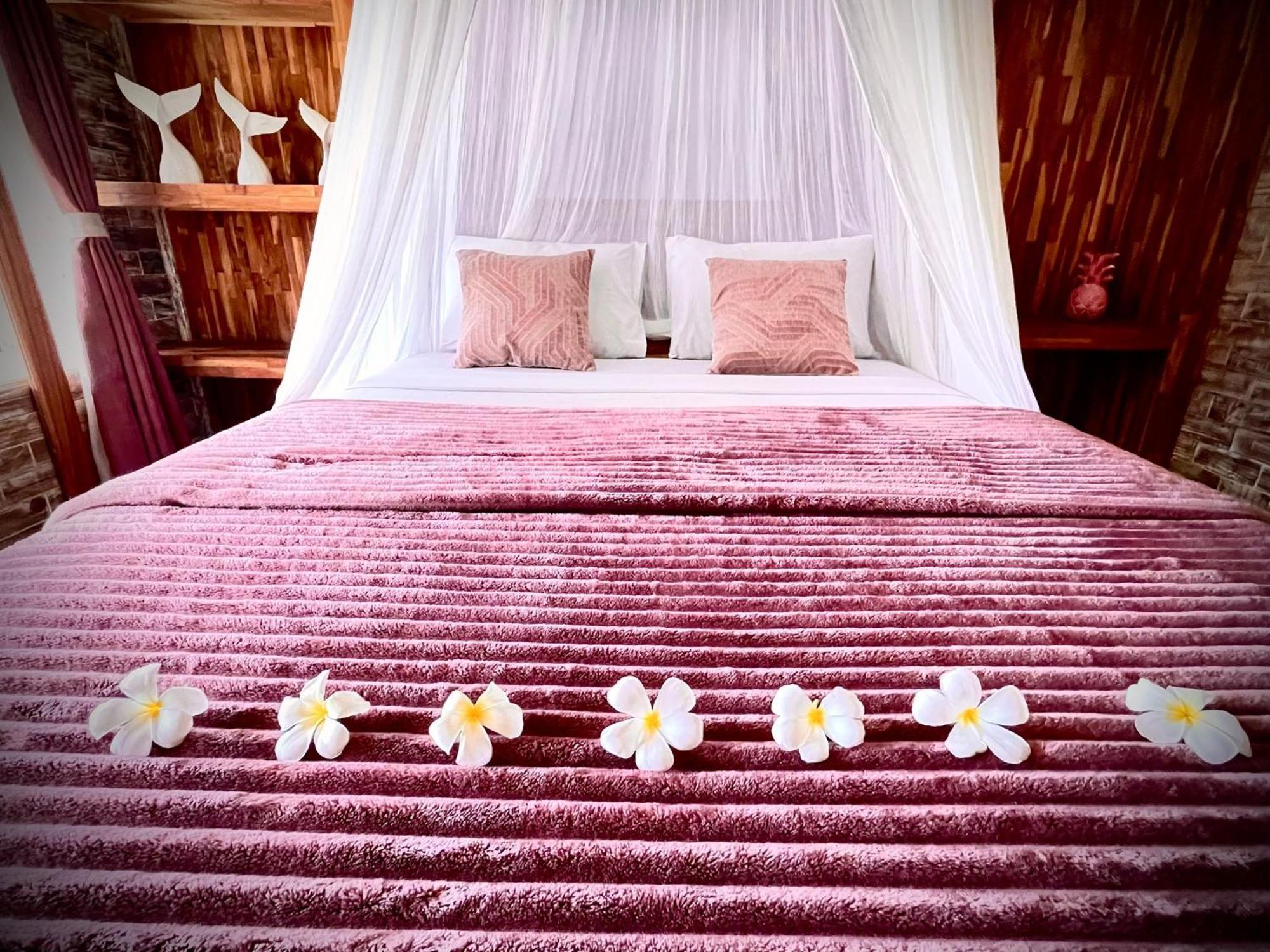 Purple Beach - Maithelia - Gili Air Exteriér fotografie